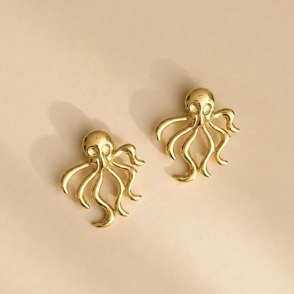 octopus stud earrings D132